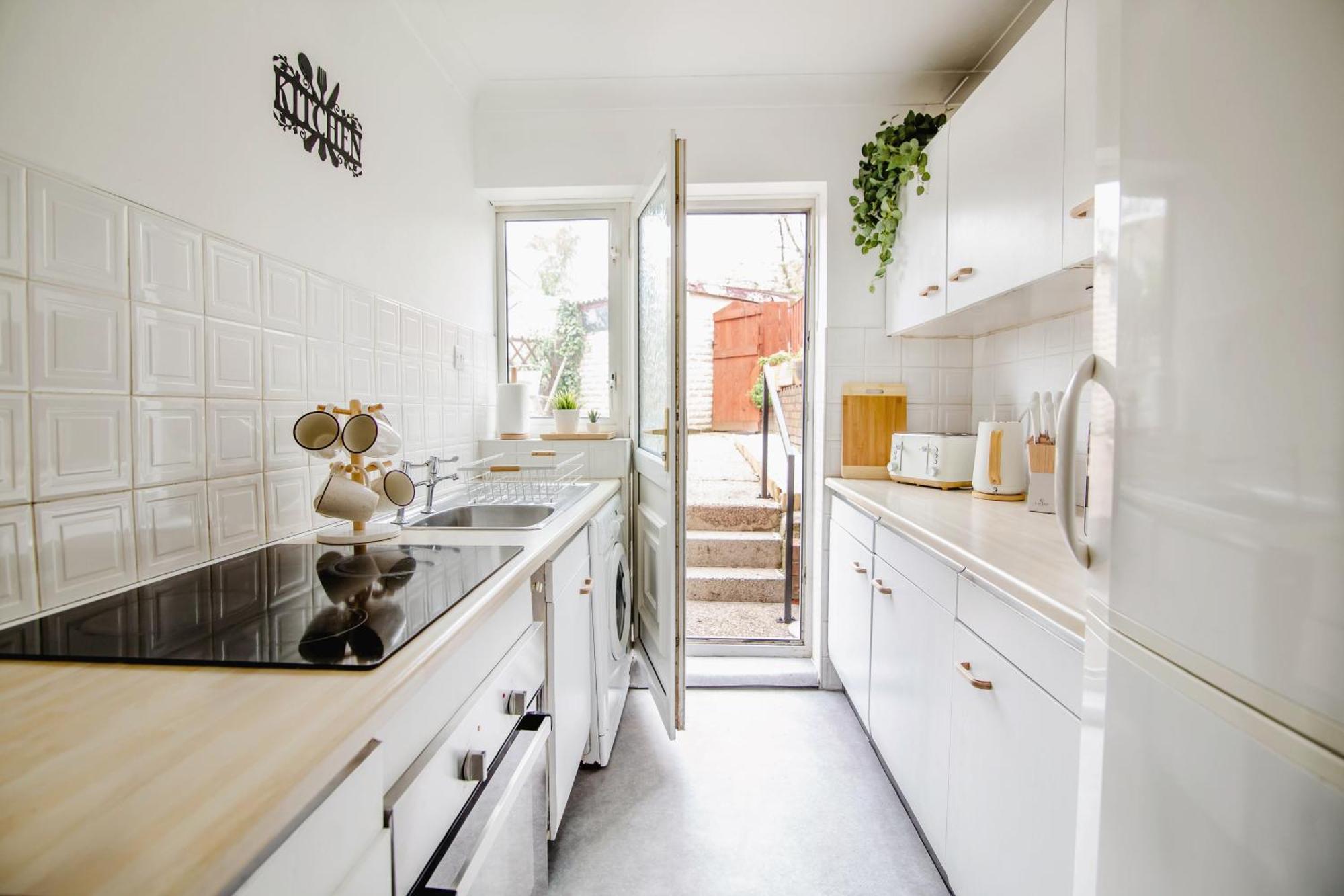 Serene Boho Retreat: White Oak Charm House 7Ppl Шефилд Екстериор снимка