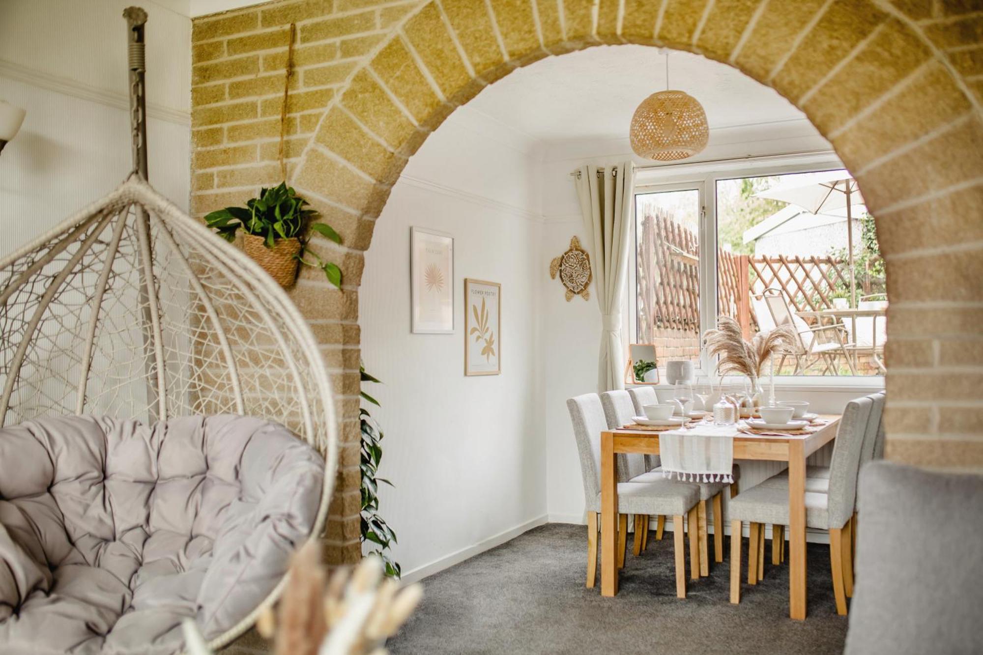 Serene Boho Retreat: White Oak Charm House 7Ppl Шефилд Екстериор снимка
