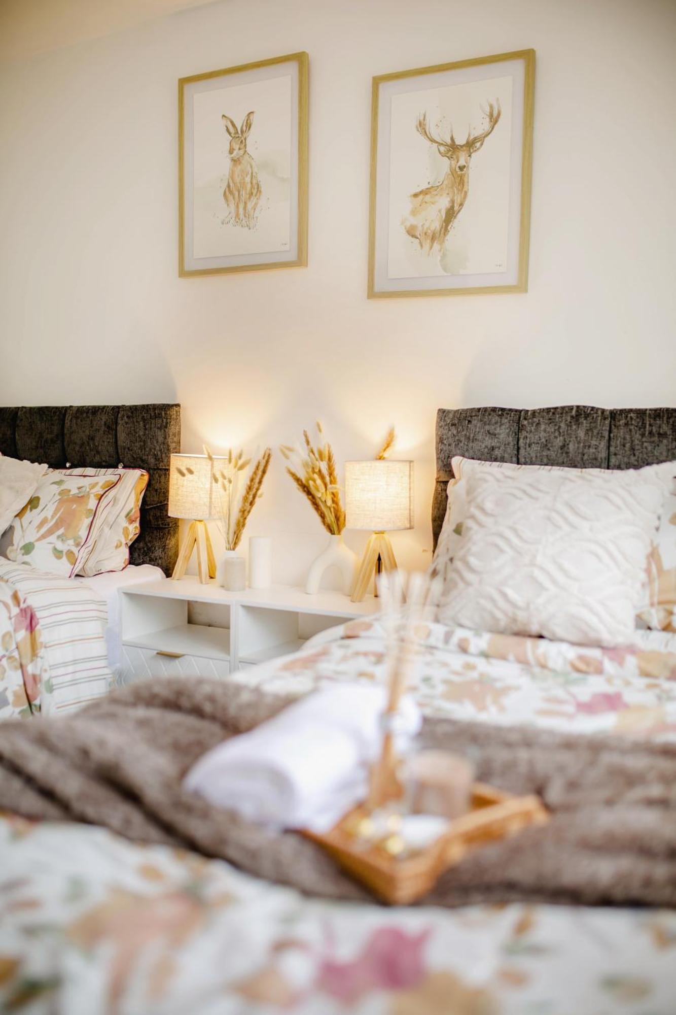 Serene Boho Retreat: White Oak Charm House 7Ppl Шефилд Екстериор снимка