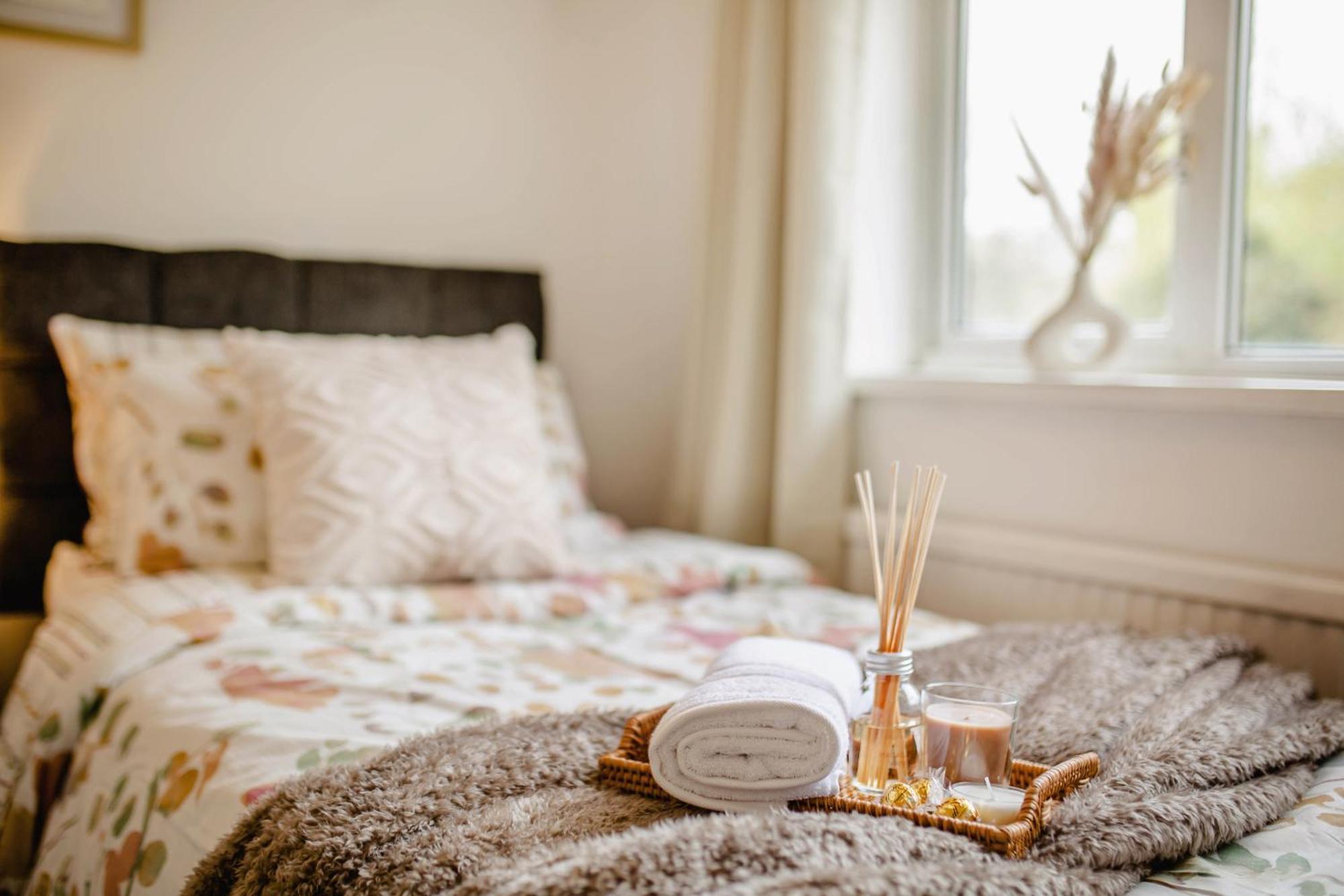 Serene Boho Retreat: White Oak Charm House 7Ppl Шефилд Екстериор снимка