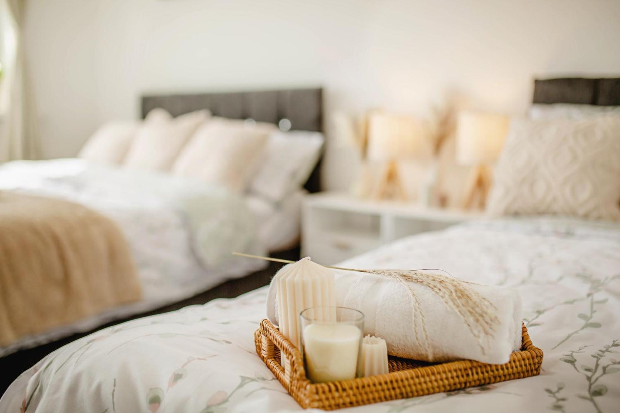 Serene Boho Retreat: White Oak Charm House 7Ppl Шефилд Екстериор снимка